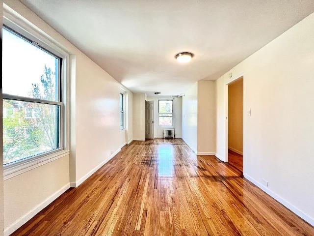 Apartment for rent in Arverne, New York