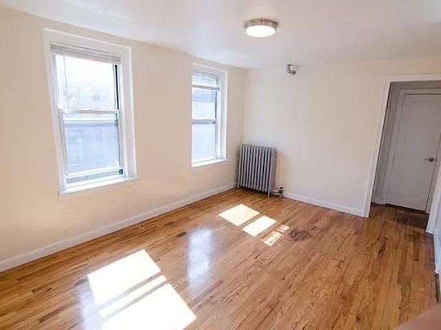 Apartment for rent in Arverne, New York