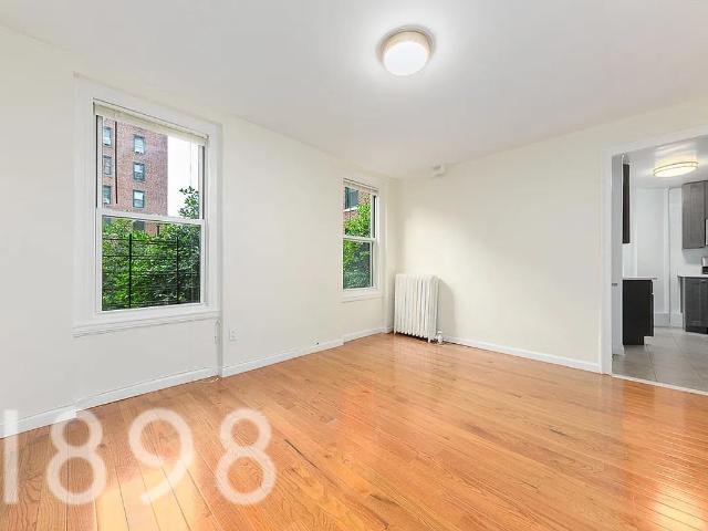 Apartment for rent in Arverne, New York