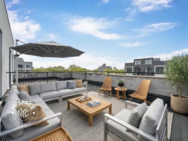 Apartment for rent in Arverne, New York