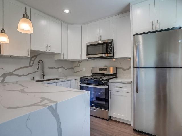 Apartment for rent in Canoga Park, California