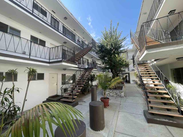 Apartment for rent in Glendale, California