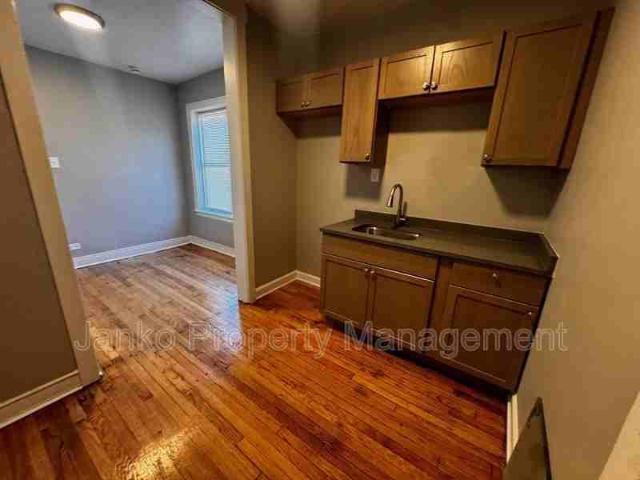 Apartment for rent in Chicago Park, Illinois