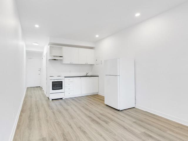 Apartment for rent in St. Leonard's, Quebec