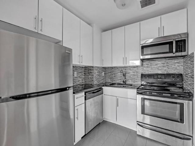 Apartment for rent in Arverne, New York