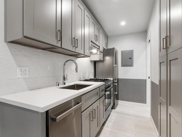 Apartment for rent in Canoga Park, California