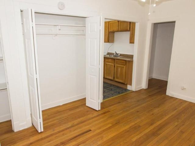 Apartment for rent in Chicago Park, Illinois