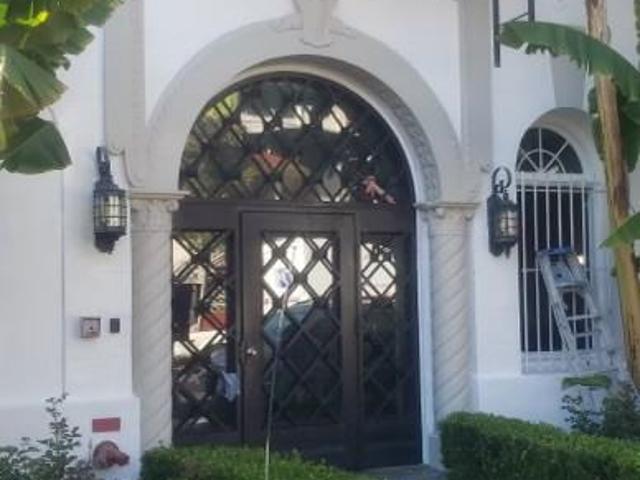 Apartment for rent in Canoga Park, California