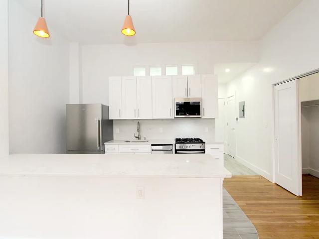 Apartment for rent in Arverne, New York