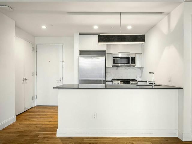 Apartment for rent in Arverne, New York