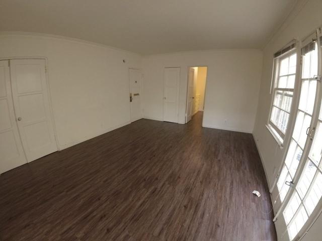 Apartment for rent in Canoga Park, California