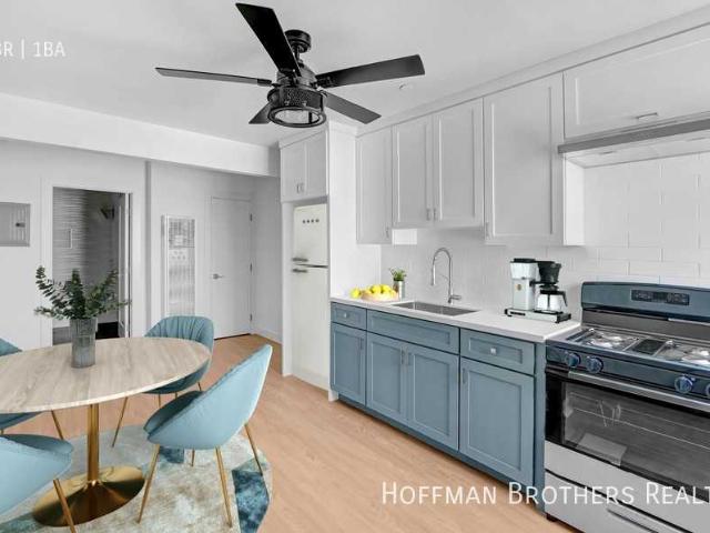 Apartment for rent in Canoga Park, California