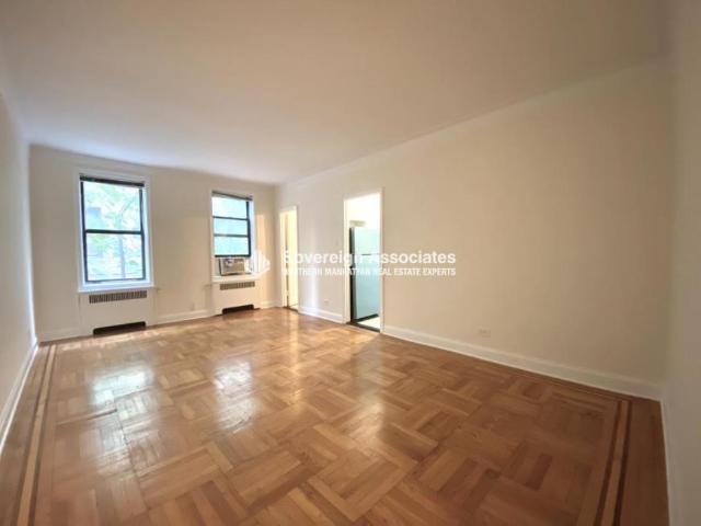 Apartment for rent in Arverne, New York