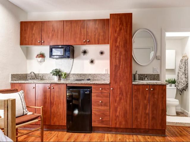 Apartment for rent in Canoga Park, California