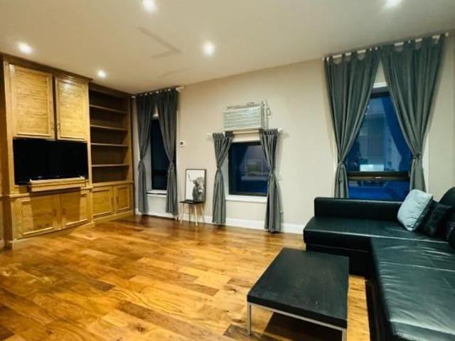 Apartment for rent in Arverne, New York
