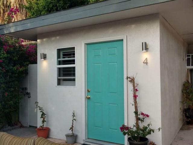 Apartment for rent in Palm Springs, California