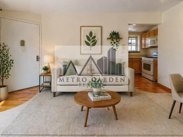 Apartment for rent in Arverne, New York