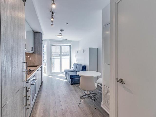 Apartment for rent in Toronto Centre, Toronto