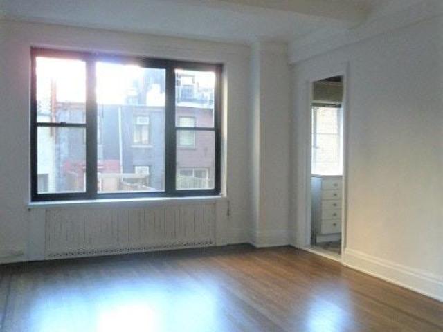 Apartment for rent in Arverne, New York