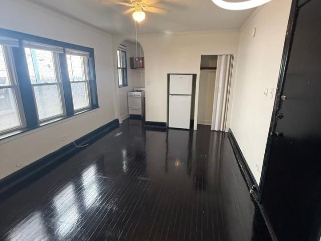 Apartment for rent in Chicago Park, Illinois