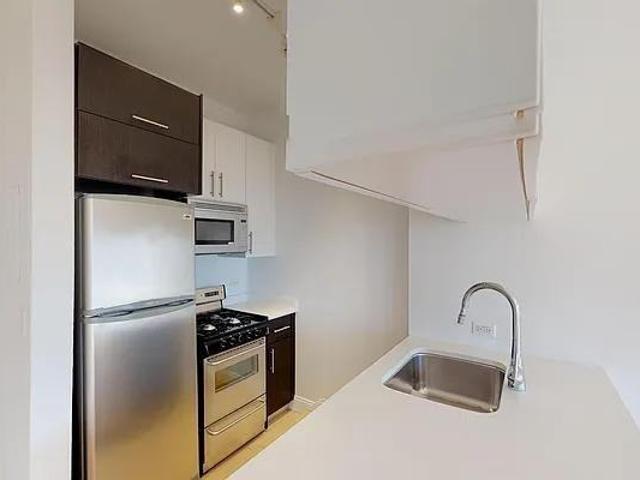 Apartment for rent in Arverne, New York