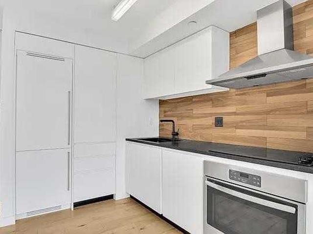 Apartment for rent in Arverne, New York