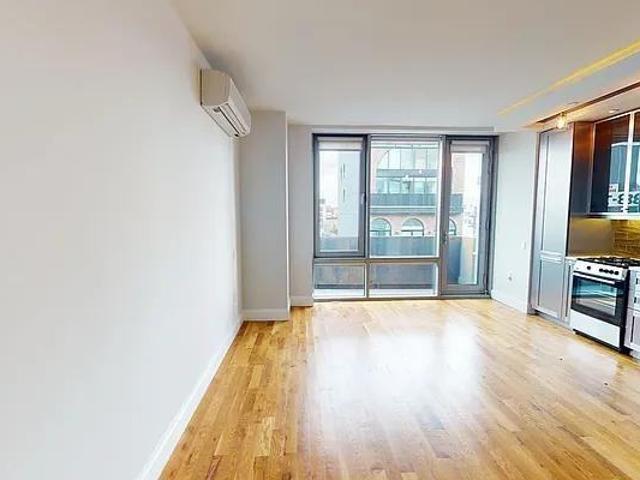 Apartment for rent in Arverne, New York
