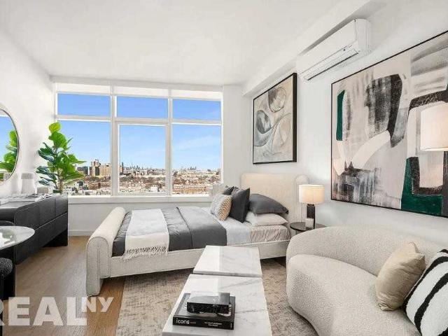 Apartment for rent in Arverne, New York