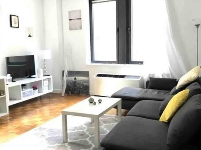 Apartment for rent in Arverne, New York