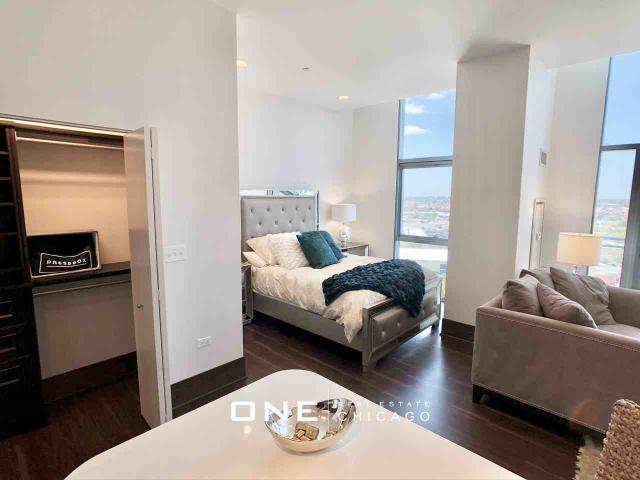 Apartment for rent in Chicago Park, Illinois