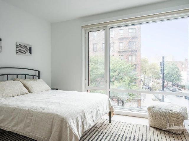 Apartment for rent in Arverne, New York