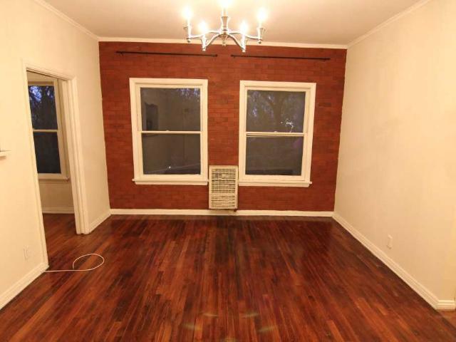 Apartment for rent in Canoga Park, California