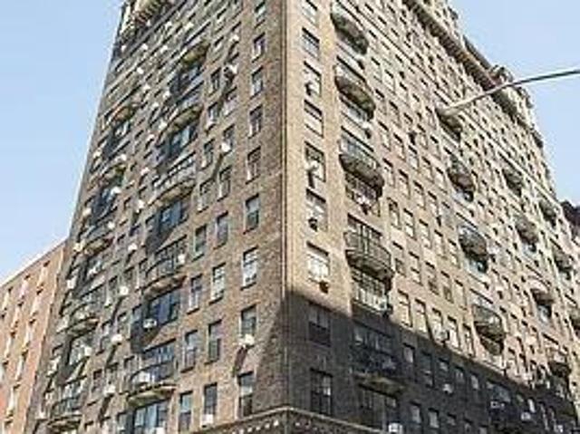 Apartment for rent in Arverne, New York