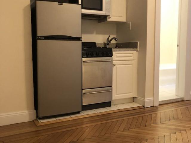 Apartment for rent in Arverne, New York