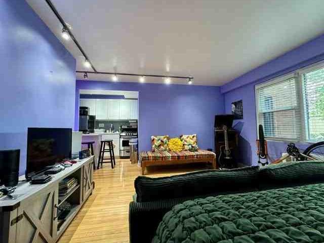 Apartment for rent in Chicago Park, Illinois
