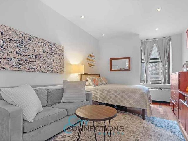 Apartment for rent in Arverne, New York