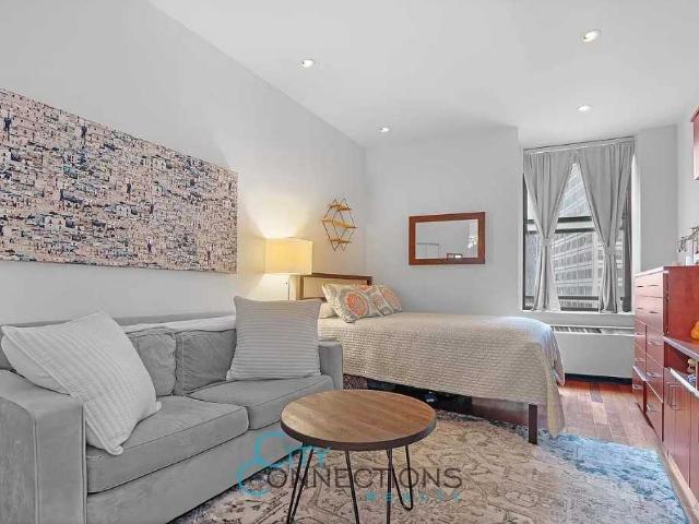 Apartment for rent in Arverne, New York