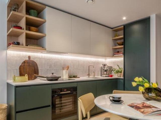 Apartment for rent in Cat Hill, England