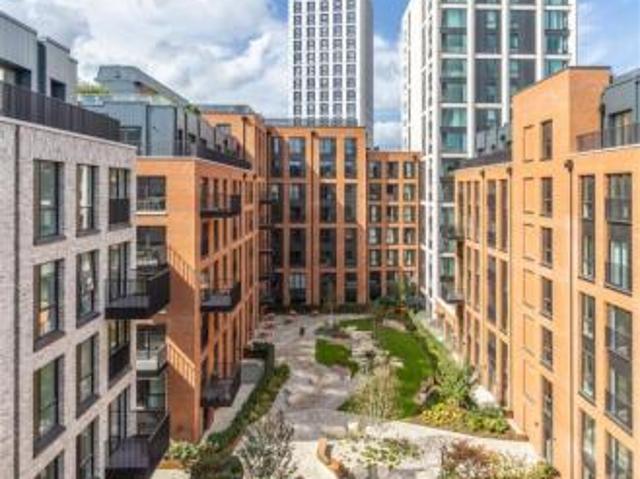 Apartment for rent in Cat Hill, England