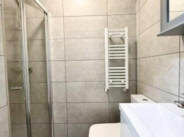 Apartment for rent in Petts Wood, Greater London