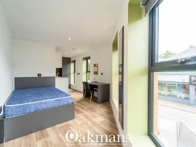Apartment for rent in Cotteridge, West Midlands