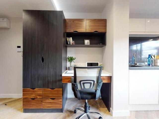 Apartment for rent in South Lane, West Yorkshire