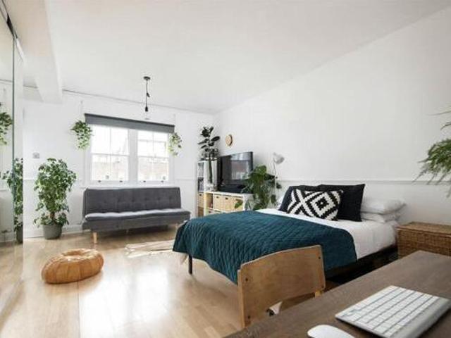House for rent in Lyons, Greater London