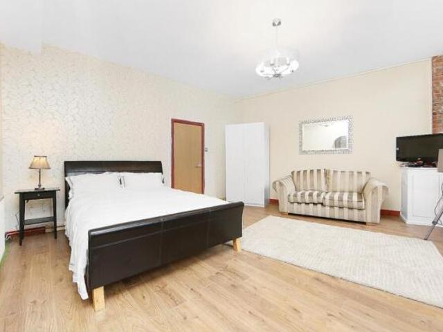 Apartment for rent in Cat Hill