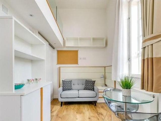 House for rent in Lyons, Greater London
