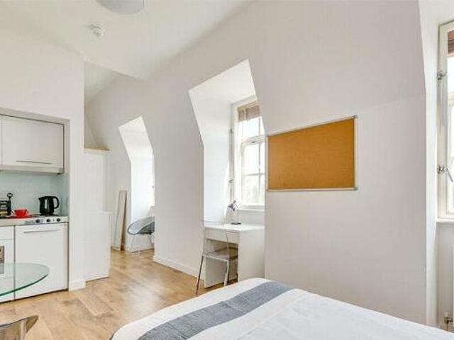 House for rent in Lyons, Greater London