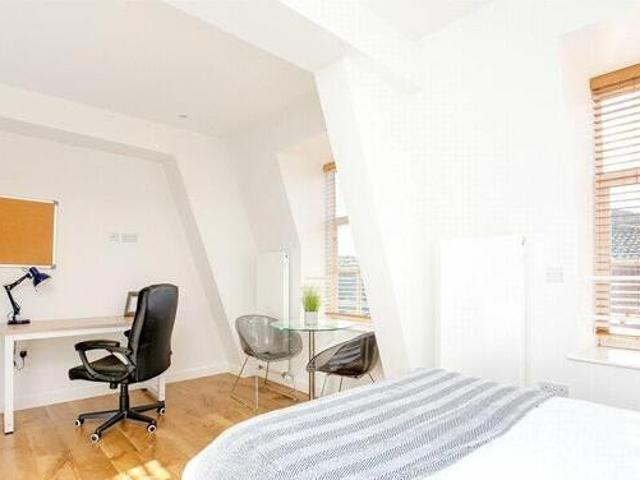 House for rent in Lyons, Greater London