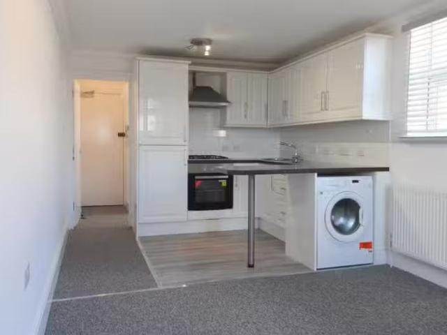 Apartment for rent in Seaford, Iford
