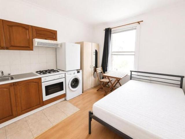 Apartment for rent in Wood Green, Greater London