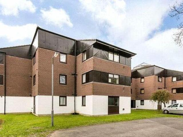 House for rent in Crawley, West Sussex